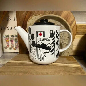 Indigo Provinces of Canada White Black w Red  CANADA Teapot Souvenir